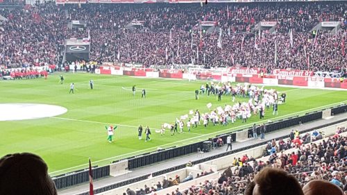 Stuttgart - FCB 06.12 (3)